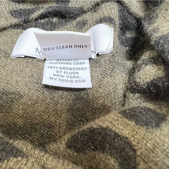 M Magaschoni Leopard Print Cowl Neck Cashmere Tunic - Picture 4 of 7